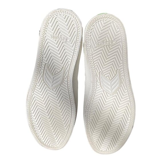 Cariuma Slip On Black Canvas - Picture 4 of 7